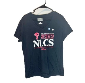 Phillies NLCS 2023 Women’s Fanatics V-Neck Shirt Large MLB Postseason Tee - Bild 1 von 9