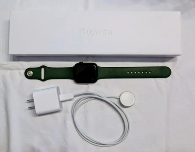 Apple Watch Series 7 45mm Green Aluminum Clover Sport Band GPS With Boxes - Image 1 of 4