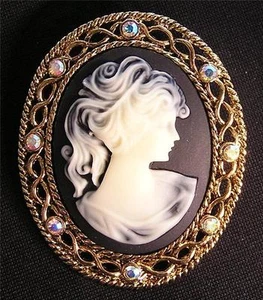 BROSCHE/ANSTECKNADEL wunderschönes junges Mädchen & AB Strass KAMEE - Bild 1 von 1