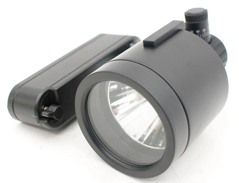 WAC Lighting LTK-HID202S-39E-BK L Series HID Track Spot with T4 Beam - Image 1 of 1