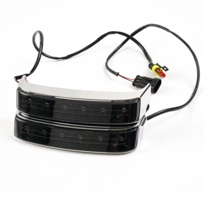 Luces de giro LED de freno de alforja para Harley CVO Electra Road Glide 2014-2023 Foto 1 de 4