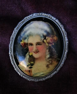 LARGE ANTIQUE 1920'S CELLULOID STAR PORTRAIT BROOCH - HOLLYWOOD - Picture 1 of 4