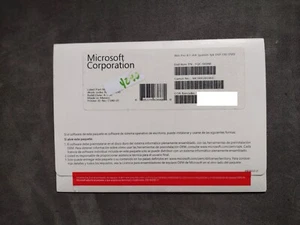 Microsoft Windows 8.1 x64 64 Bit Spanish 1PK DSP OEI DVD with Update Media (New) - Picture 1 of 3