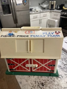 Fisher Price Little People Play Family Farm Fienile 1967 vintage da collezione - Foto 1 di 11