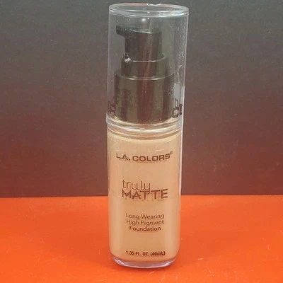 L.A. Colors Truly Matte Long Wearing Foundation #CLM359 COOL BEIGE NEW - Image 1 of 4