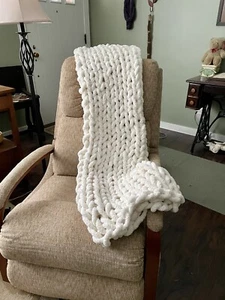 READY TO SHIP—Hand Knitted Jumbo Chunky Yarn Blanket SUPER SOFT Winter White - Picture 1 of 2
