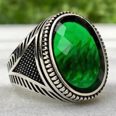 Anillo para hombre de plata de ley 925 maciza con piedra de circón verde Foto 1 de 4