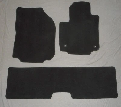 Alfombrillas negras de 3 piezas GMC Terrain/Chevy Equinox 2018-2023 84265414 - EXCELENTE Foto 1 de 2