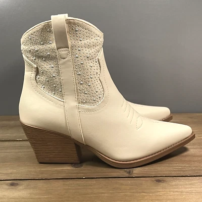 Botas de tornozelo femininas Top Moda Elk 66 Western tamanho 8 marfim pérola acento com zíper - Imagem 1 de 4