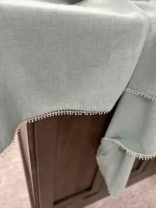 lenox american by design 51x69Tablecloth Seafoam Green W/ Cream Detail Edging - Picture 1 of 7