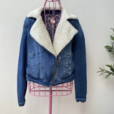 Chaqueta de moto vaquera azul Mossimo para mujer mediana de piel sintética cuello sherpa Foto 1 de 4