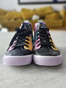 Mujer TALLA 7 Disney Pesadilla Antes de Navidad Zapatilla Alta con Cordones NUEVA - Imagen 1 de 7