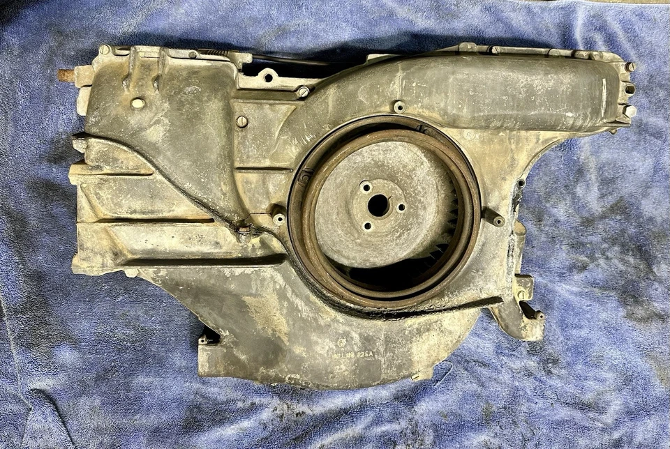 Cubierta del ventilador de refrigeración del motor Porsche 914 carcasa termostato solapas conjunto alemán Foto 1 de 4