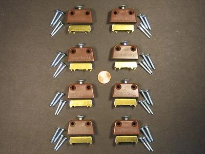 HETTICH 'TRAPECIO' CONEXIÓN SIN MORTAJA, MARRÓN Foto 1 de 3