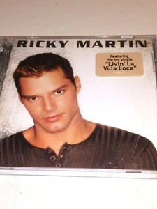 Ricky Martin 1999 von Ricky Martin CD Songtext enthalten, Living La Vida Loca - Bild 1 von 11