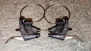 VINTAGE SHIMANO DEORE XT BRAKE LEVER/SHIFTER COMBO ST-M739, 3x8 SPEED V-BRAKE - Picture 1 of 1