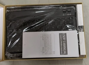 BORIYUAN Backlit Detachable Keyboard, Slim Folio Case for iPad 2017-2021 - Picture 1 of 7