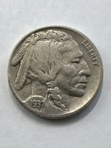 1937 Philadelphia Mint Buffalo Nickel - Picture 1 of 3