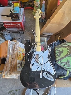 Xbox360 Rock Band Wired Fender Harmonix Stratocaster Guitar (822152) - Image 1 of 4