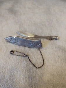 Vintage Sterling Silber Krummsäbel Schwert Brosche mit Scheide und Sicherheitskette - Bild 1 von 5