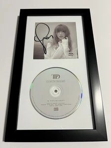 CD firmado por Taylor Swift - The Tortured Poets Department enmarcado PSA/ADN AUTÉNTICO - Imagen 1 de 11