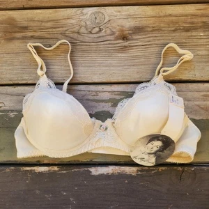 34B Vintage Olga 370 Ivory Underwire Molded Cup Padded Push Up Bra - Picture 1 of 5