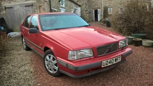 1993 VOLVO 850 SE Saloon, Very good condition MOT, one owner from new, SH - Picture 1 of 9