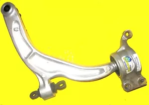 Front Lower Control Arm complete R/H Chrysler Pacifica 2017 2021 68229020AG-R - Picture 1 of 1