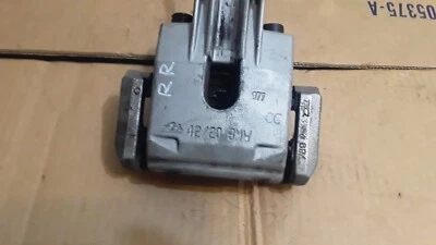 BMW 530i E60 2004 2005 2006 2007 pinza de freno trasera derecha OEM  Foto 1 de 4