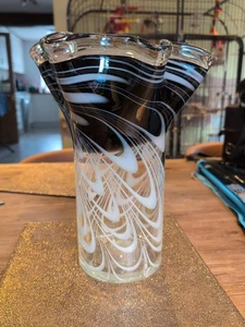 Vintage Large Hand Blown Decorative Vase Murano Style 31cm Tall x 24cm Wide Exc - Picture 1 of 8