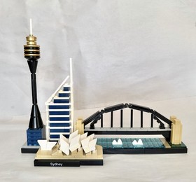 LEGO Architecture Sydney 21032 Complete Set w/Box & Manual (RETIRED) 