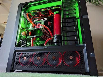 EXTREME Custom Liquid Cooled Computer - i7 7820x 8-Core 64GB- GTX 1080 Ti SLI - Image 1 of 4