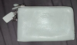 Coach New York - Green Double Corner Zip Womens Wristlet Wallet - Picture 1 of 4