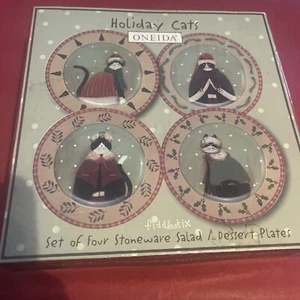 Set of 4 Oneida Fiddlestix “Holiday Cats”~Stoneware Salad/Dessert Plates Vintage - Picture 1 of 8