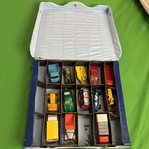 Lesney 1967 Matchbox No. 8 Collectors Mini-Case WITH CARS See Pictures - Picture 1 of 23
