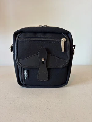 全新 Billingham Pola Stowaway(黑色帆布/黑色皮革) — 第 1/4 张图片