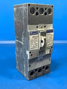GE SFHA36AT0250 600V 3P CURRENT LIMITING CIRCUIT BREAKER 70A PLUG - Picture 1 of 3