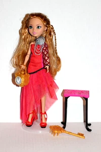 MONSTER HIGH DOLL EVER AFTER MATTEL DATED 2012 MISC DRESSED F491 WITH STAND + - Picture 1 of 9