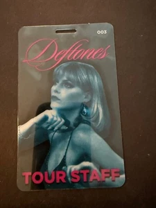 PASS collection - DEFTONES. TOUR SUPPORT STAFF PASS. 003. RED. - Picture 1 of 2