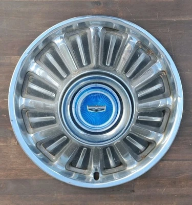 Tapacubos Ford Fairlane Deluxe 1967 vintage OEM ver fotos Foto 1 de 4