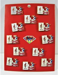 Vintage 1996 Budweiser Beer Atlanta Olympic Pin Display 12 Su Carta Vecchio Stock - Foto 1 di 2