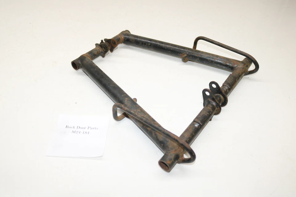 Ski-doo Formula Z 600 2000 suspensión trasera brazo de pivote oscilante delantero Foto 1 de 4