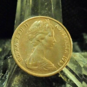 CIRCULATED 1983 1 CENT AUSTRALIAN COIN (62419)1....WITH EBAY/USPS TRACKING..... - Picture 1 of 3