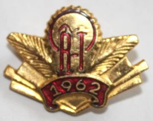 Vintage 1962 Women's American World ORT Pin - Picture 1 of 3