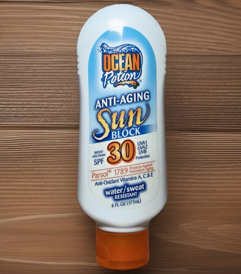 Bloqueador solar Ocean Potion antienvejecimiento FPS 30 6 fl oz - resistente al sudor al agua Foto 1 de 4