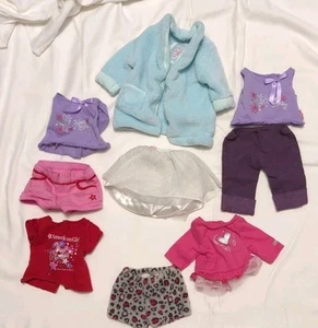 American Girl Kleidungspaket Robe Geburtstag T-Shirts Shorts Hosen Rock - Bild 1 von 4