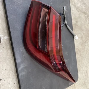 Damaged! 2018-2023 Infiniti Q50 Tail Light LED RH Outer Rear Right Passenger OEM - Foto 1 di 10