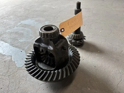 Buick Grand National 1984-87 8,5 3:42 anillo de engranaje trasero y piñón Foto 1 de 4