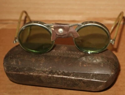 Gafas de sol de seguridad con lentes verdes vintage AO American Optical Steam Punk Foto 1 de 4