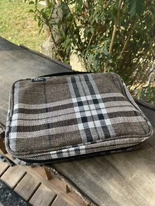 Divinity XL brown plaid Bible case/Carrier W/ handle Knit~ Zip Around Pen Holder - Picture 1 of 17